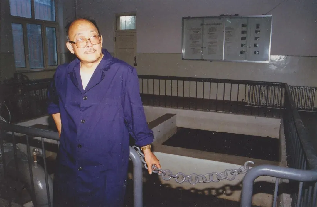 致敬 